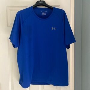 Under Armor T-Shirt- like new